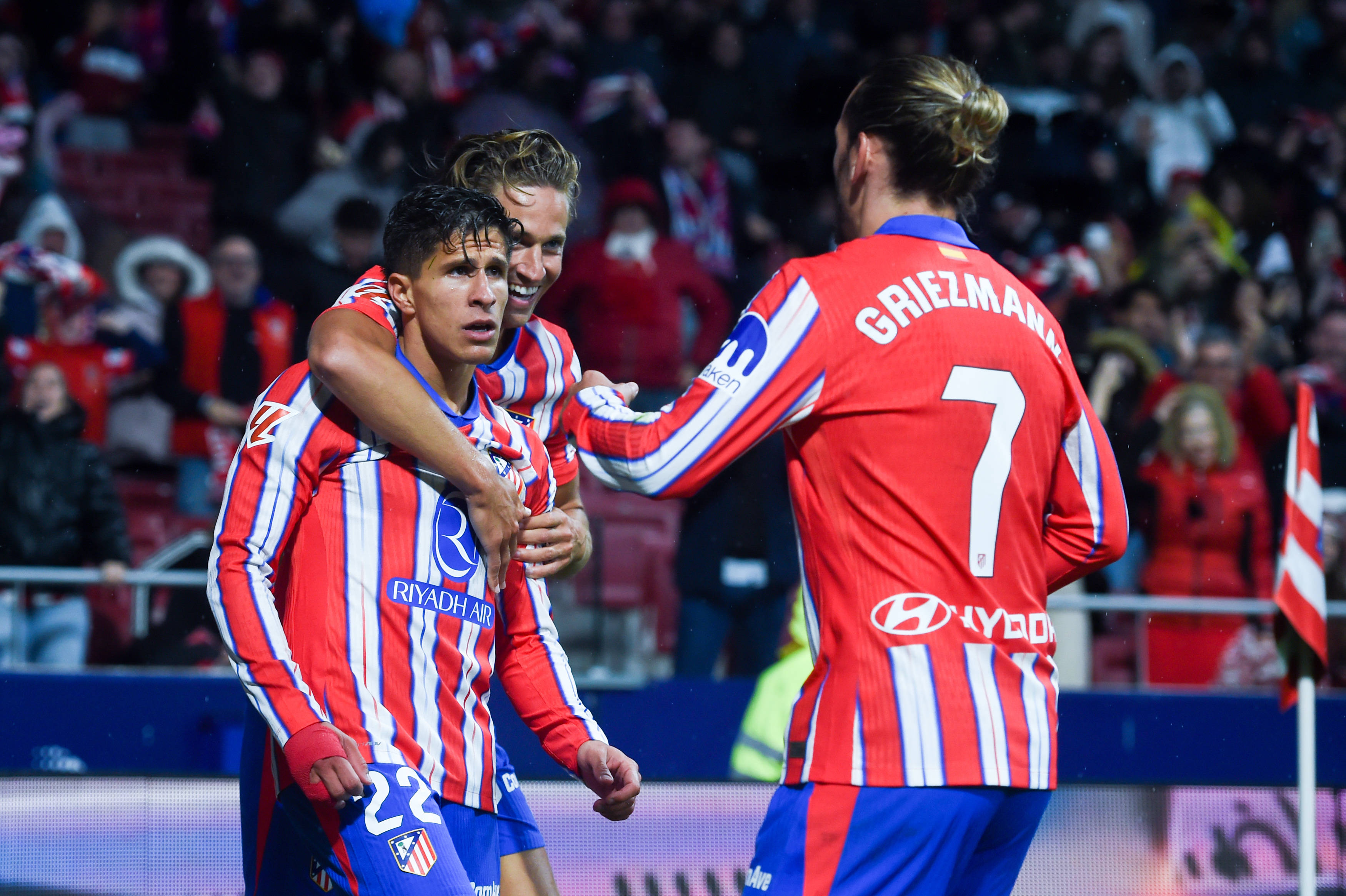 开云体育官方网站-瓦伦西亚主场大胜毕尔巴鄂，重返欧战名单的简单介绍