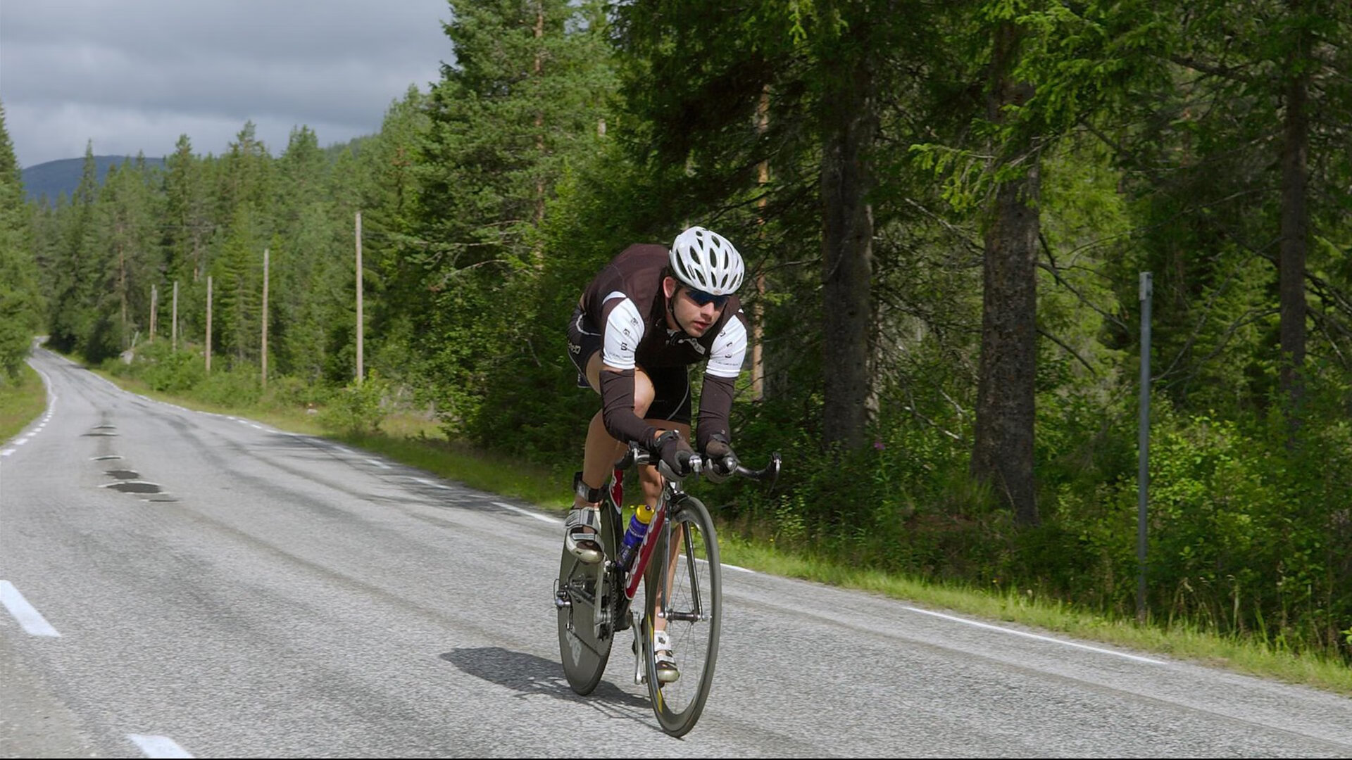 年度焦点之战之夜，西亚卡姆成为胜负手